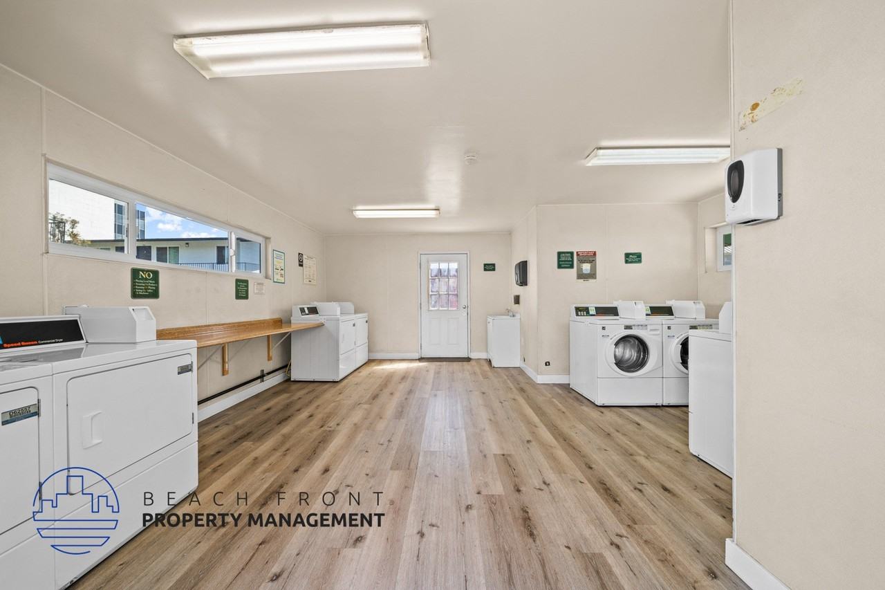 The Oasis Apartments - Photo 2 of 29