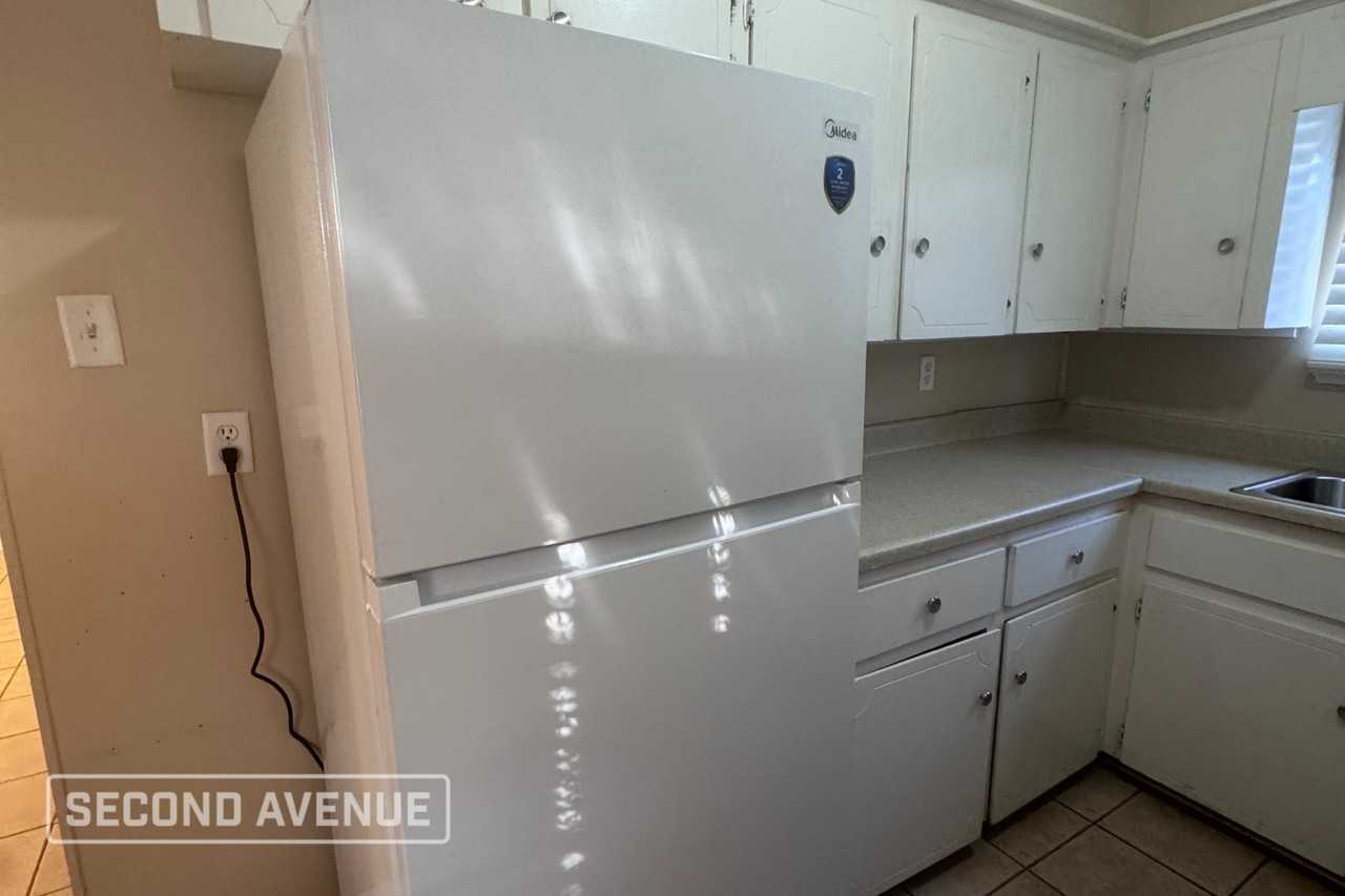 10 Compass Point St - Photo 3 of 14