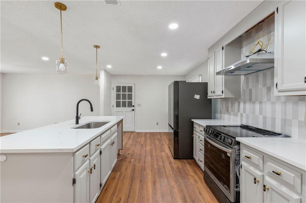 2095 Uniwattee Trail Southeast - Photo 7 of 20