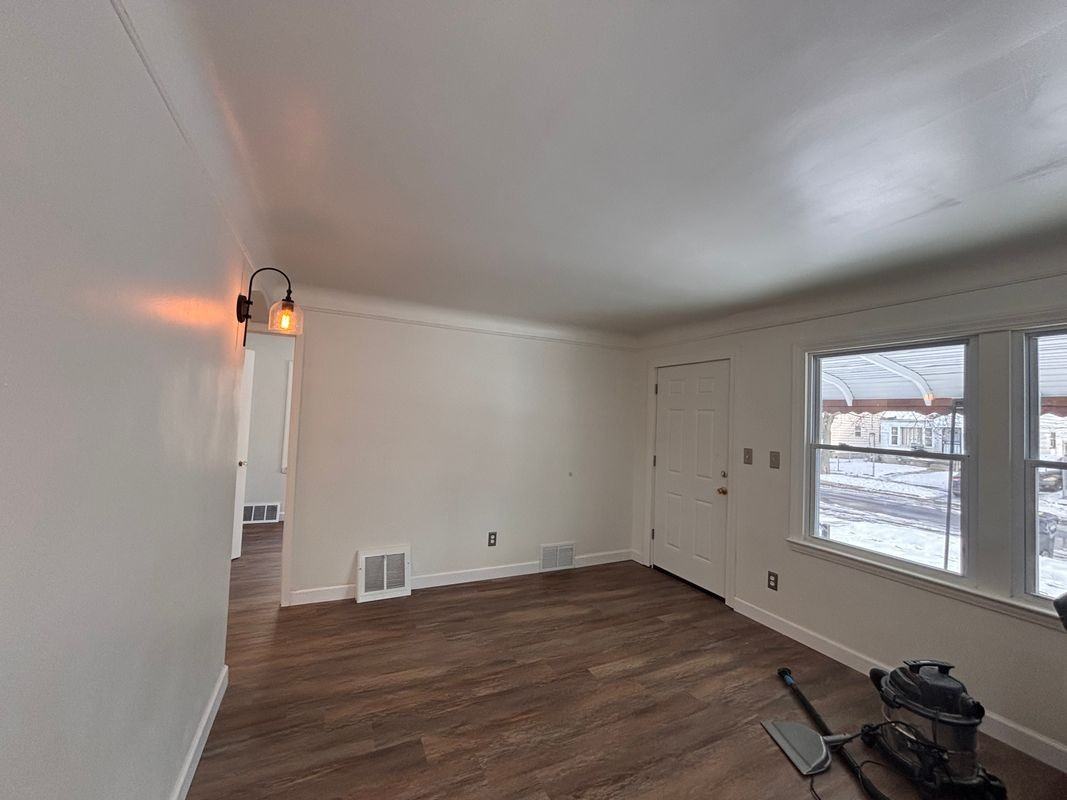 19425 Fenmore Street - Photo 2 of 10