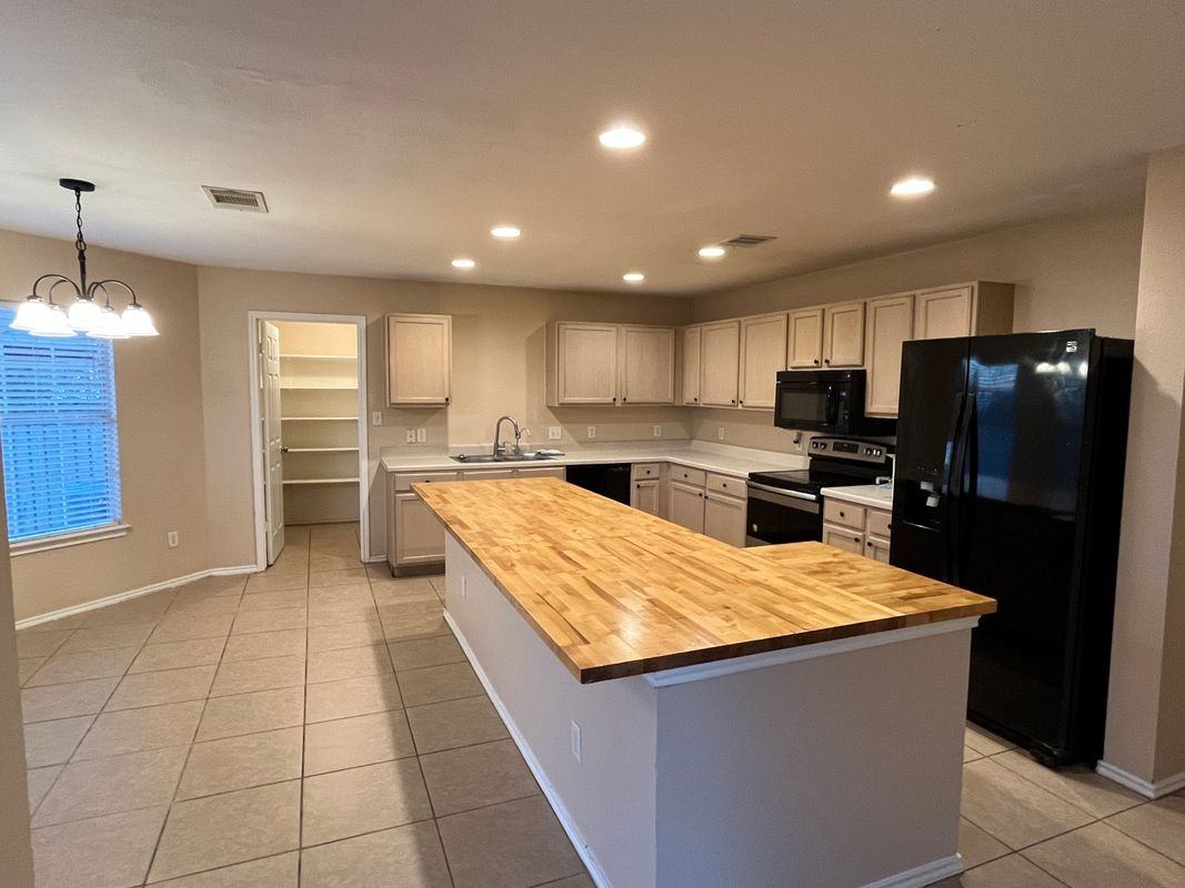 4406 Cisco Valley Drive - Photo 2 of 26