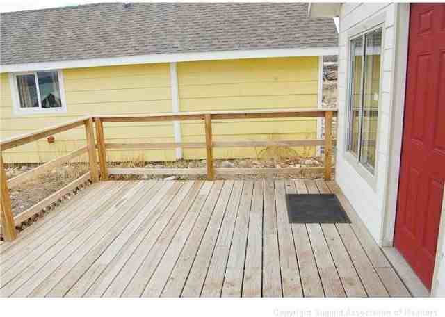 423 E 6th St - Photo 2 of 10