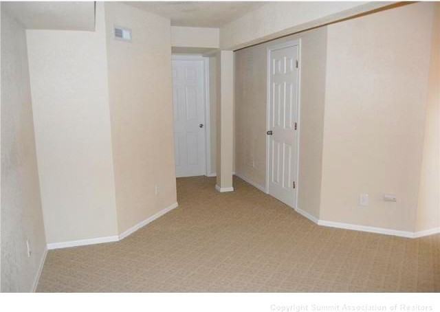 423 E 6th St - Photo 2 of 10