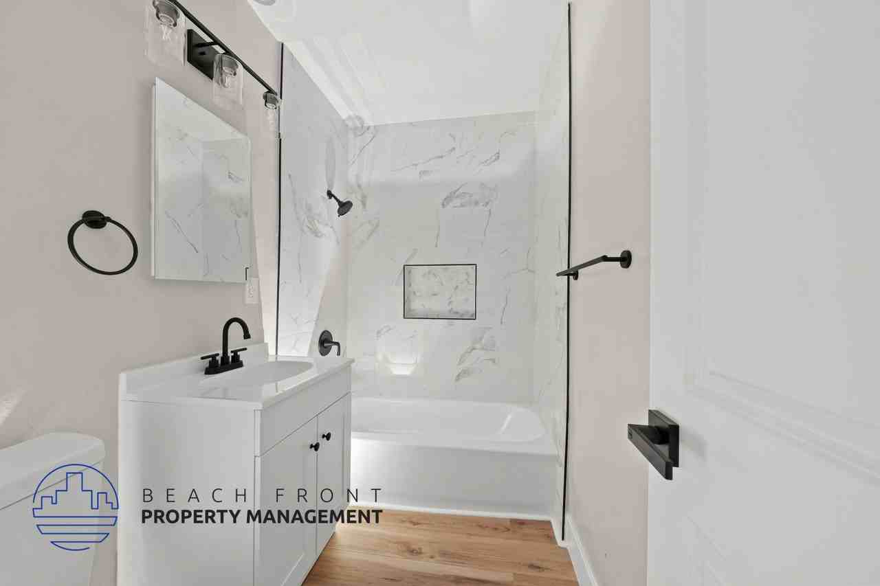 4640 W. Imperial Hwy. - Photo 4 of 16