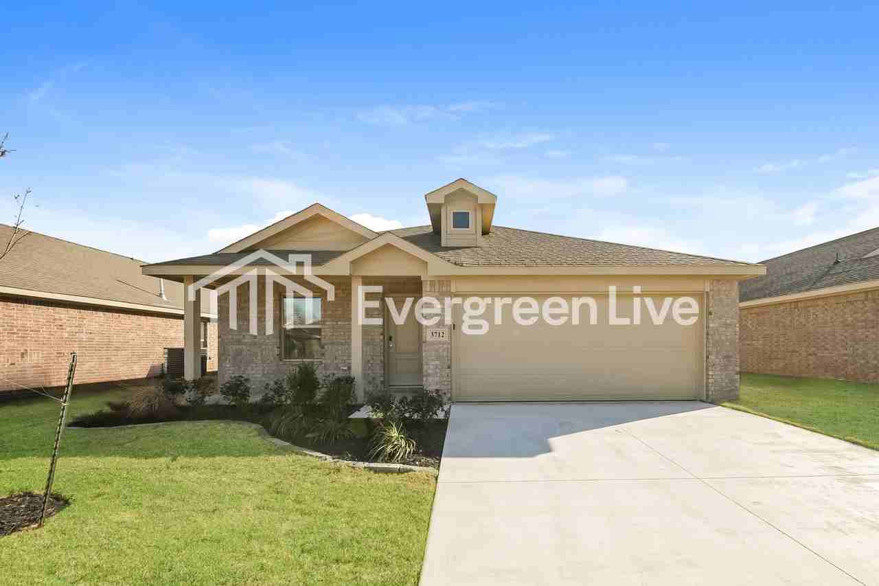 3712 Palmetto Bluff Dr - Photo 2 of 17