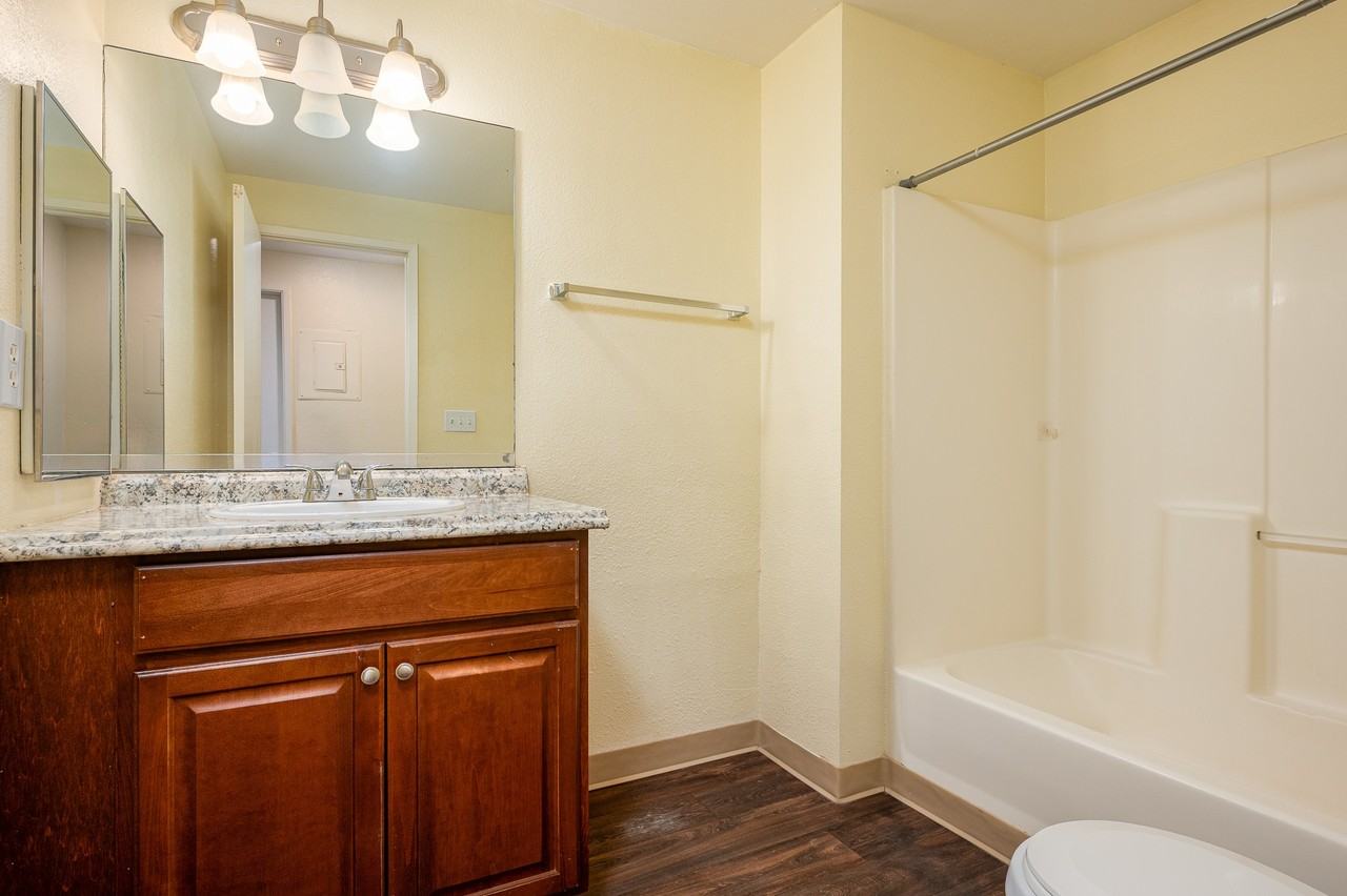 Highland Park - Photo 4 of 29