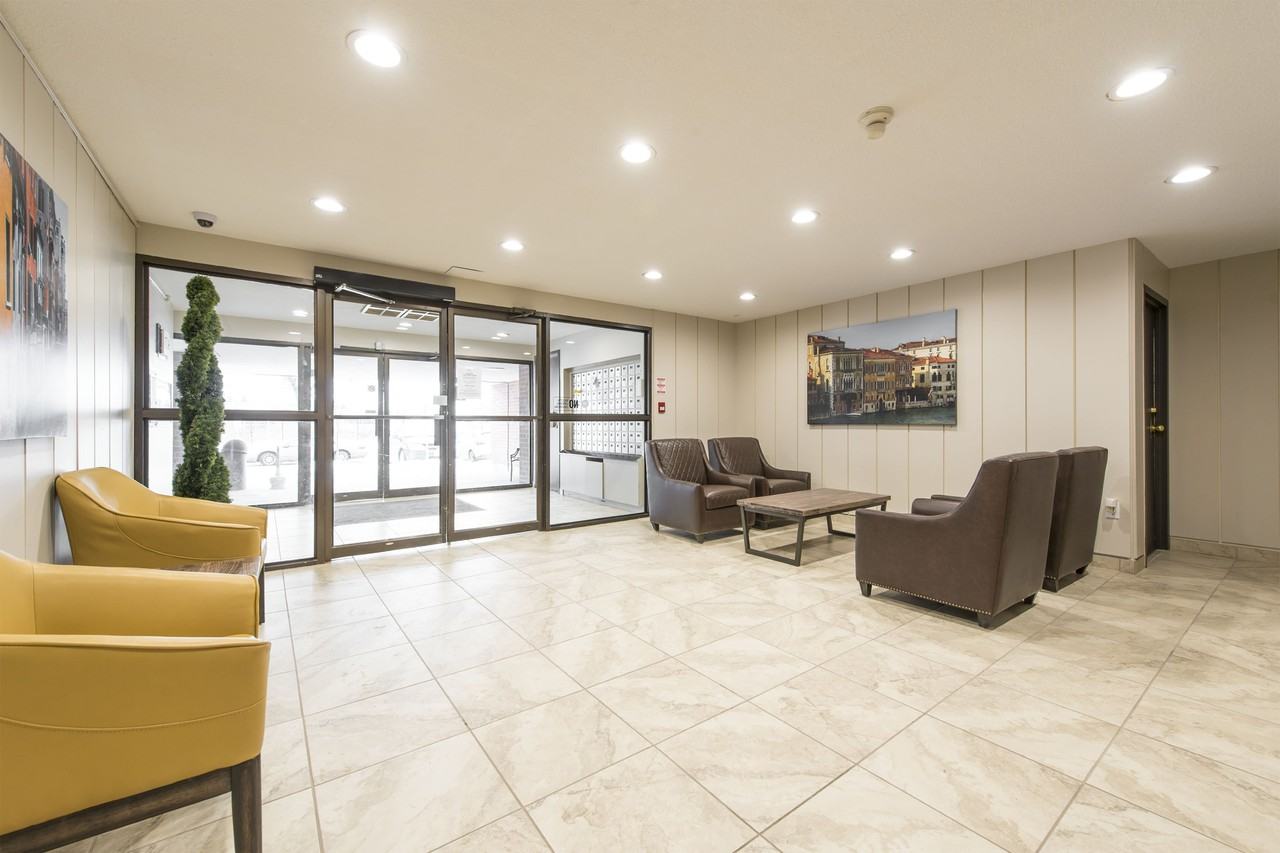 Heritage Place Apartments - Photo 5 of 25