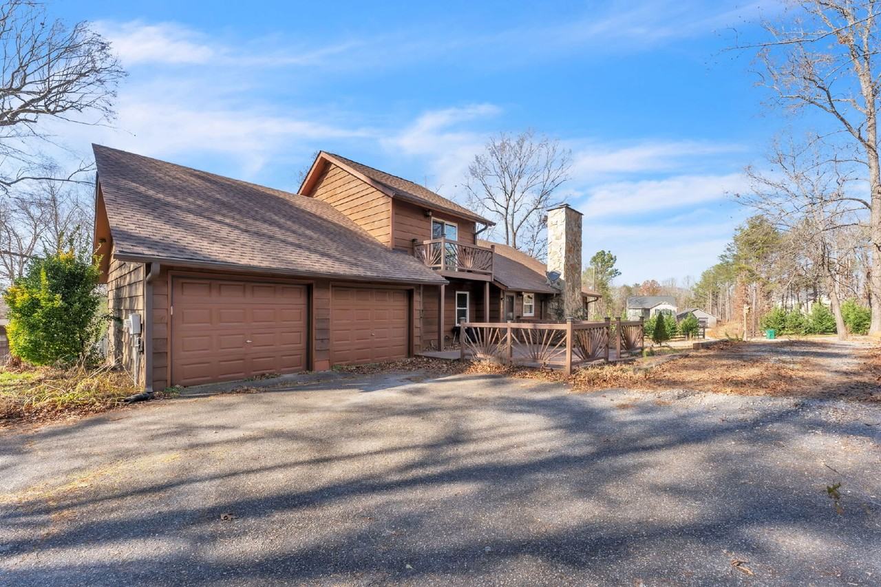 103 Bivings Drive - Photo 2 of 29