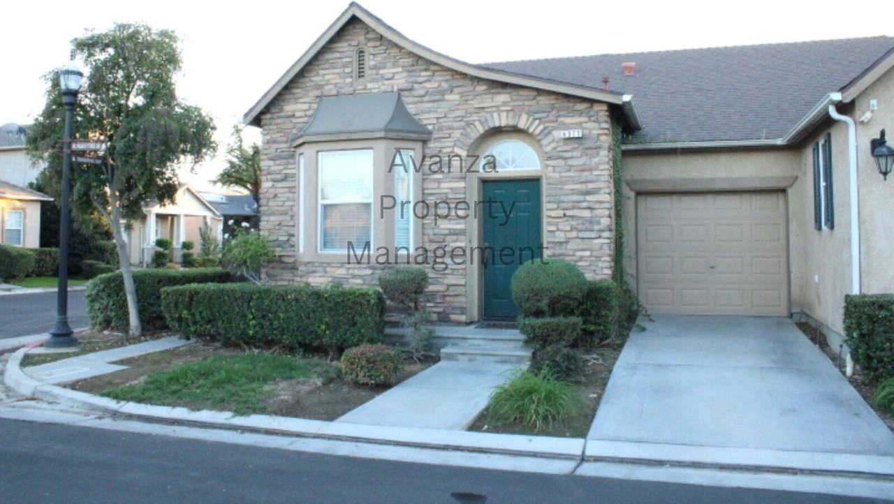 4071 W Peach Tree Ln - Photo 3 of 24