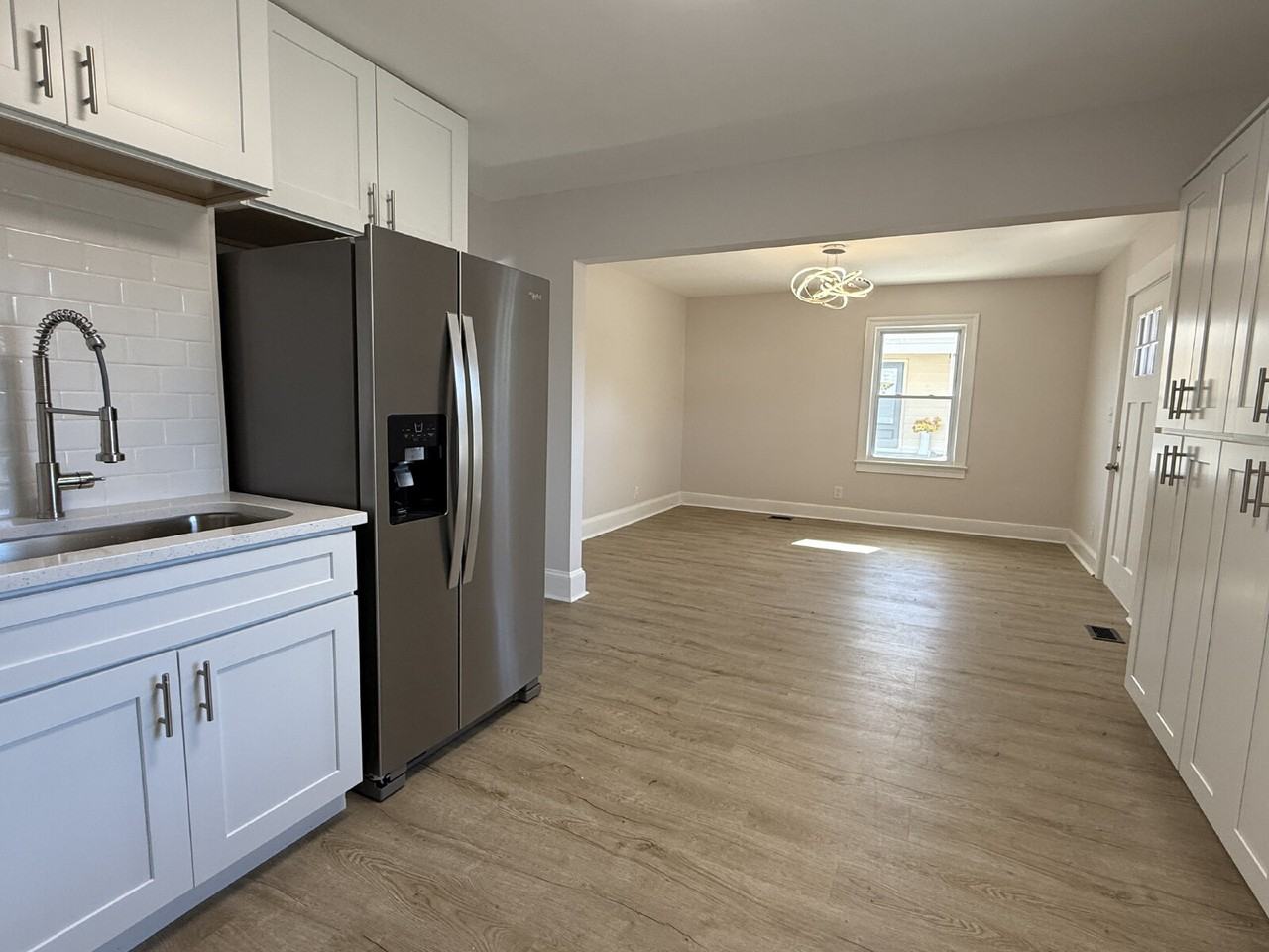 520 Delaware Avenue - Photo 7 of 14