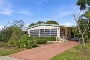 featured image of 181 Sugarloaf Lane