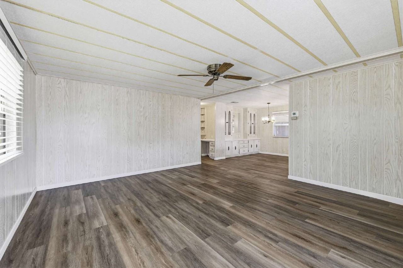 181 Sugarloaf Lane - Photo 5 of 21