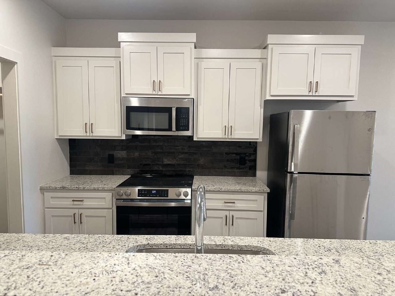 1115 North 7th Street - Photo 3 of 17