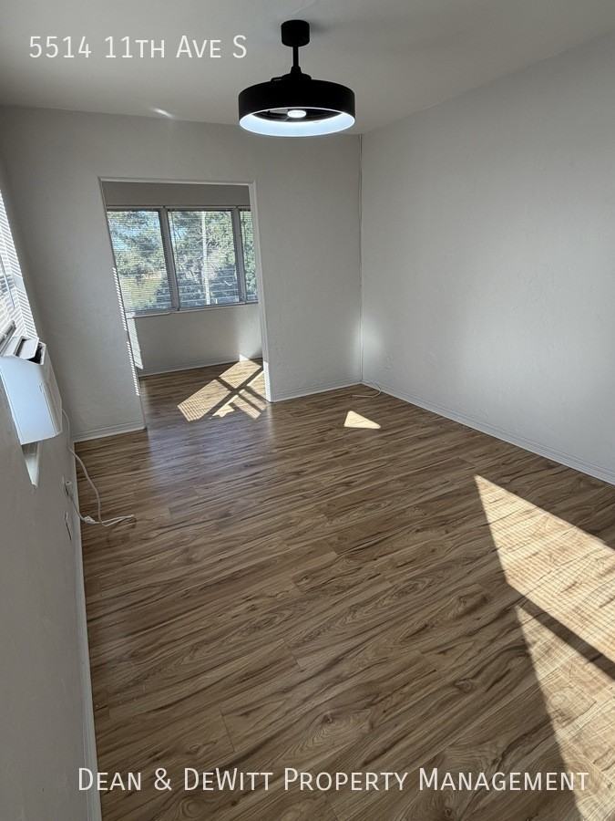 5514 11th Avenue South - Photo 3 of 7