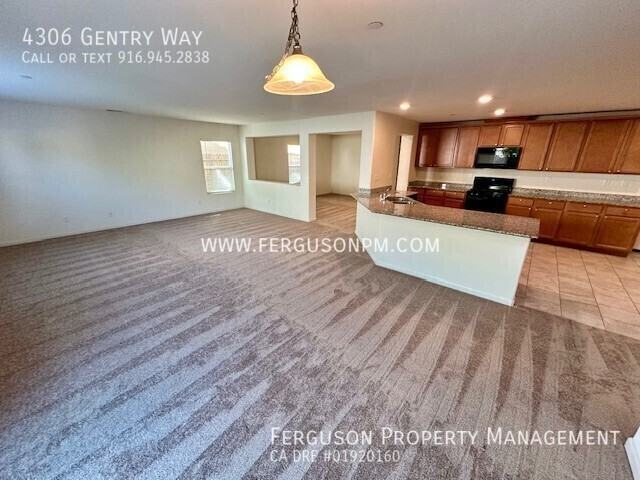 4306 Gentry Way - Photo 6 of 20