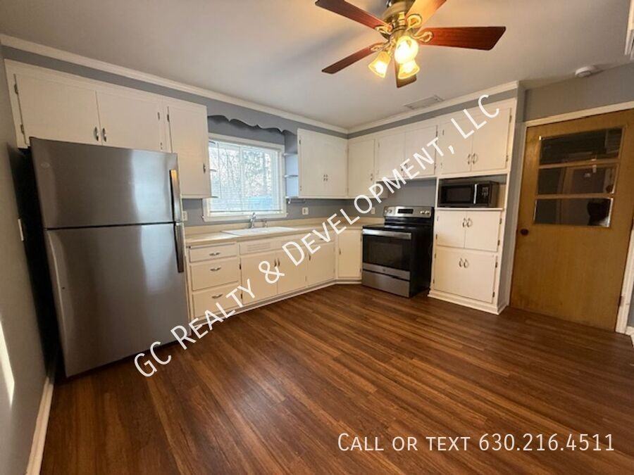 838 Whitlock Avenue - Photo 5 of 15