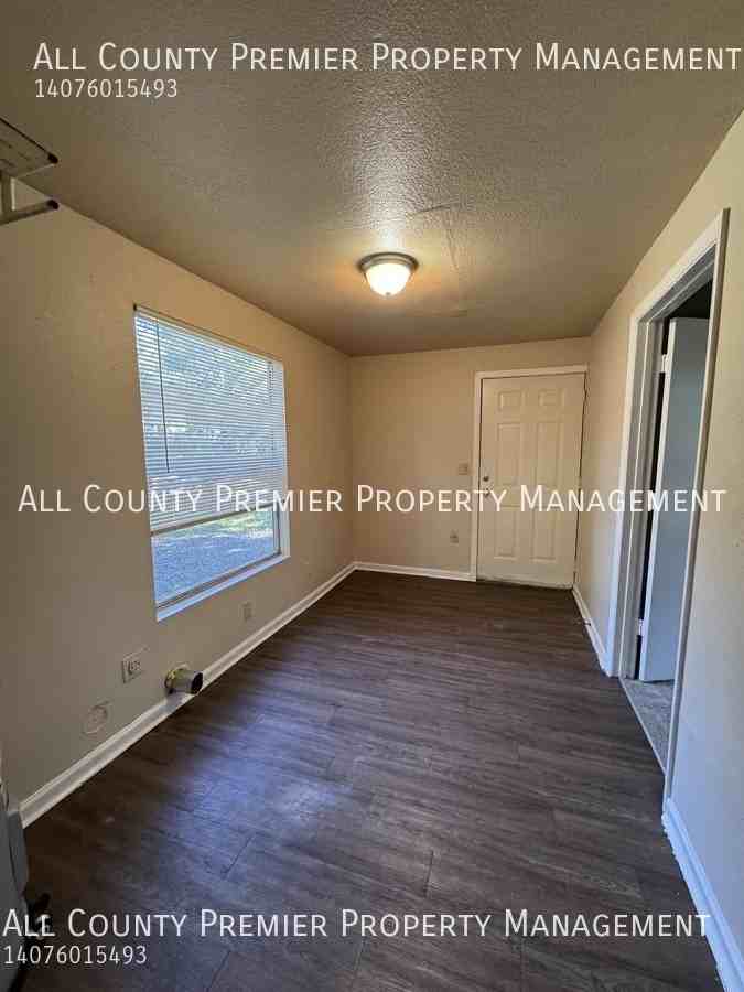 511 S Dollins Ave - Photo 5 of 9