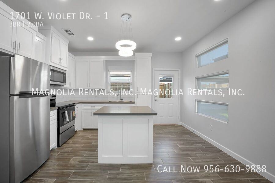 1701 West Violet Avenue #1 - Photo 6 of 16