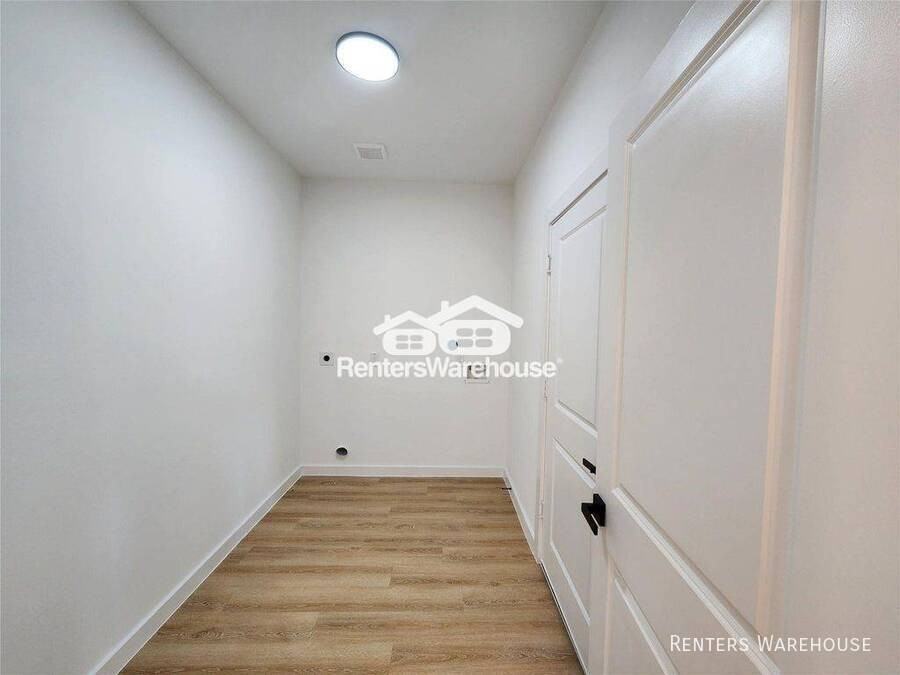 7817 Beckley Street - Photo 7 of 18