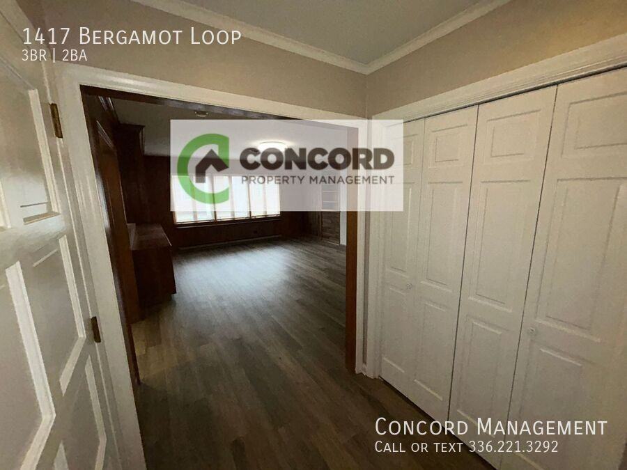 1417 Bergamot Loop - Photo 3 of 19