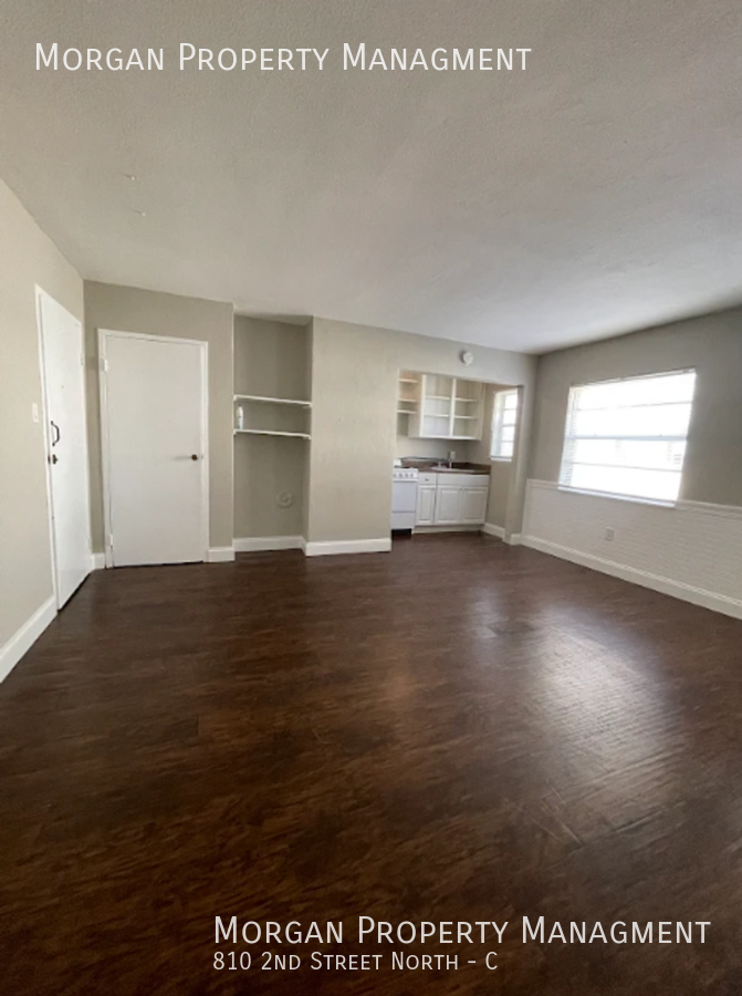 810 2nd St N #C - Photo 2 of 22