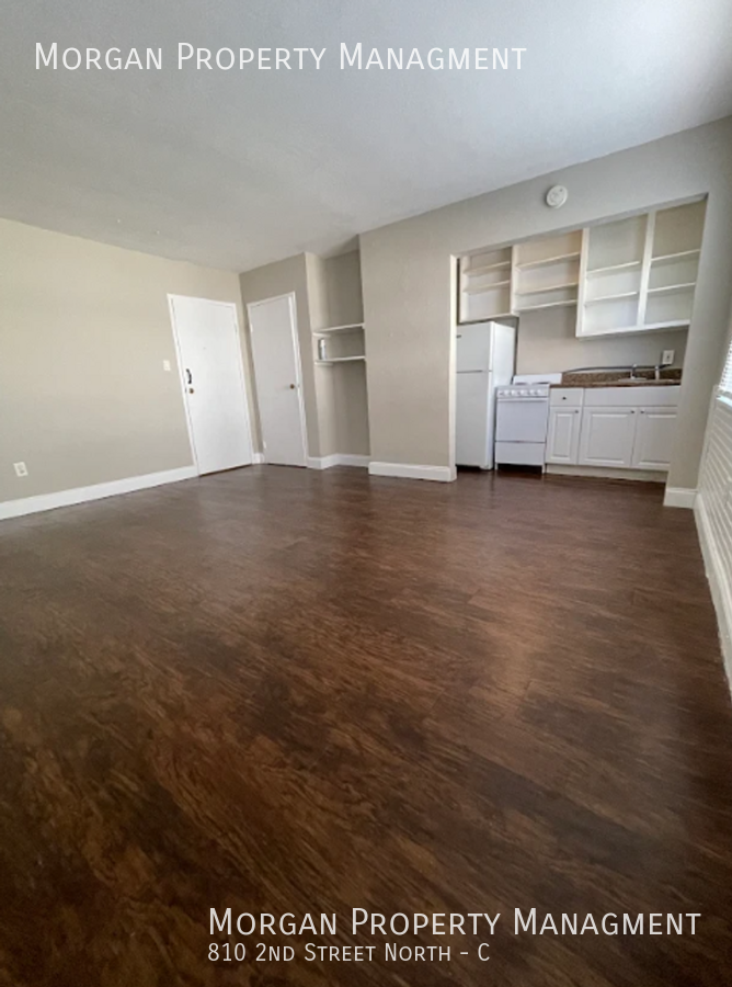 810 2nd St N #C - Photo 4 of 22