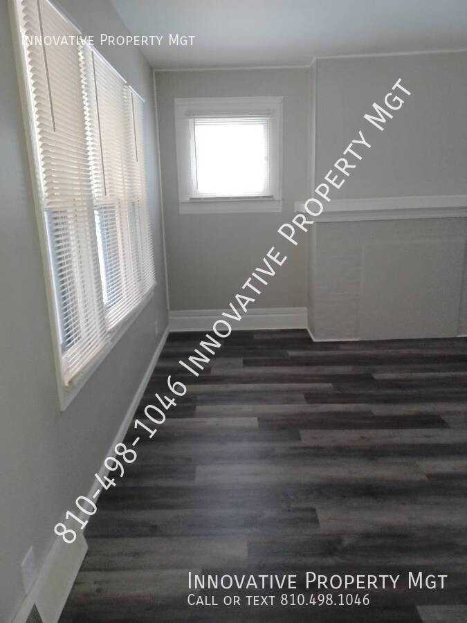 842 East Ninth Street - Photo 5 of 40