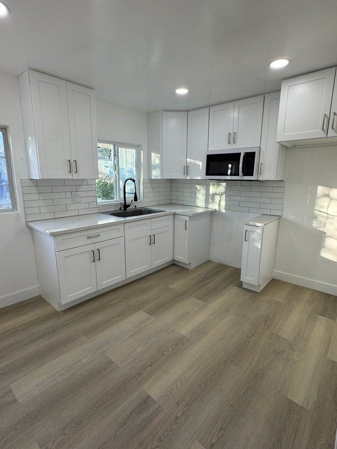 1003 1003 N Clement St. - Photo 2 of 8