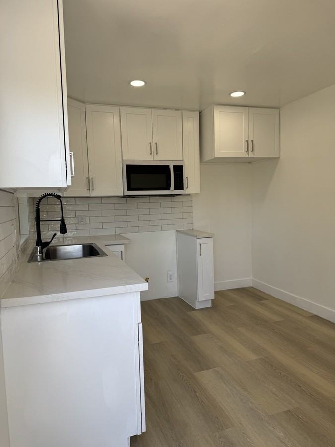 1003 1003 N Clement St. - Photo 6 of 8