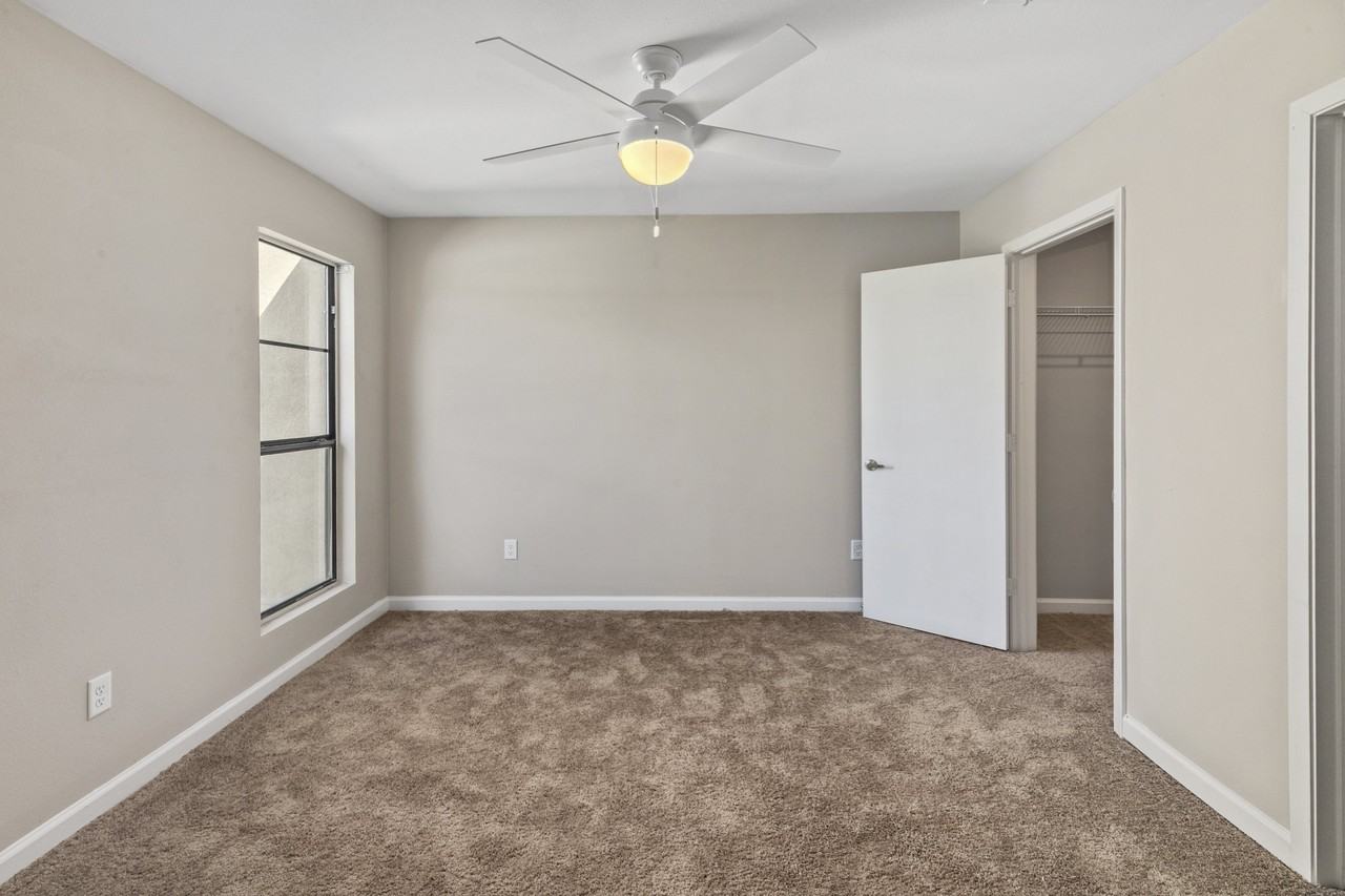 Pecan Acres - Photo 4 of 25