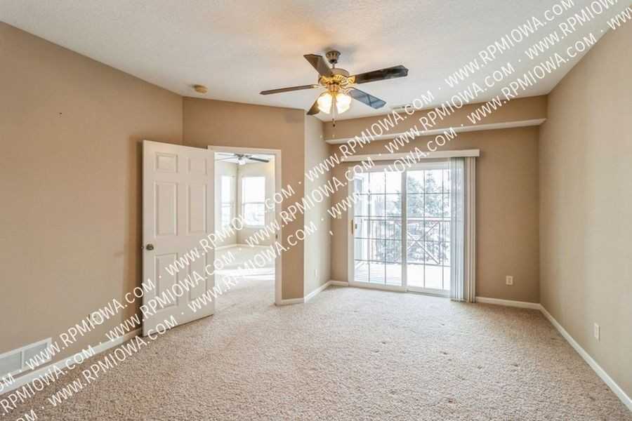 1307 Southeast University Avenue #203 - Photo 7 of 16