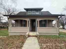 featured image of 401 Albert Street