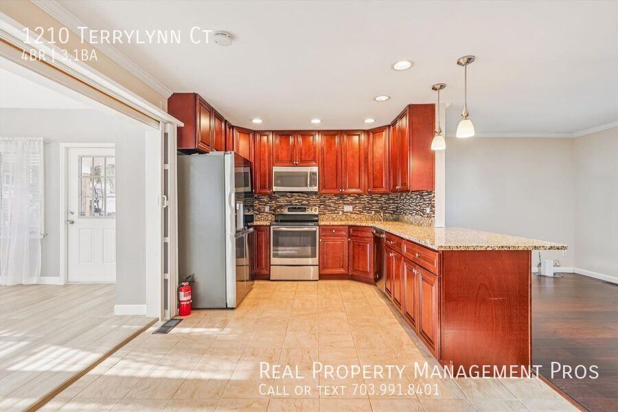 1210 Terrylynn Court - Photo 3 of 39