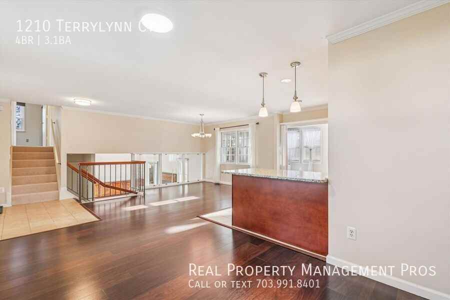 1210 Terrylynn Court - Photo 6 of 39