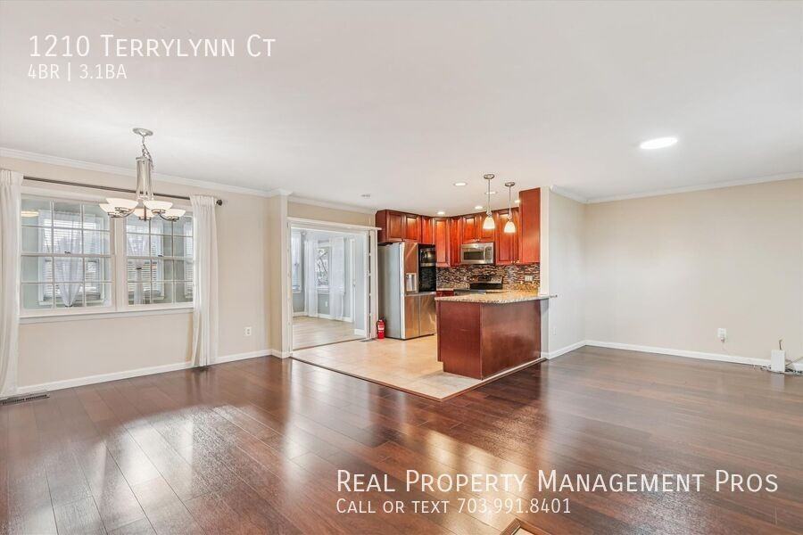 1210 Terrylynn Court - Photo 7 of 39