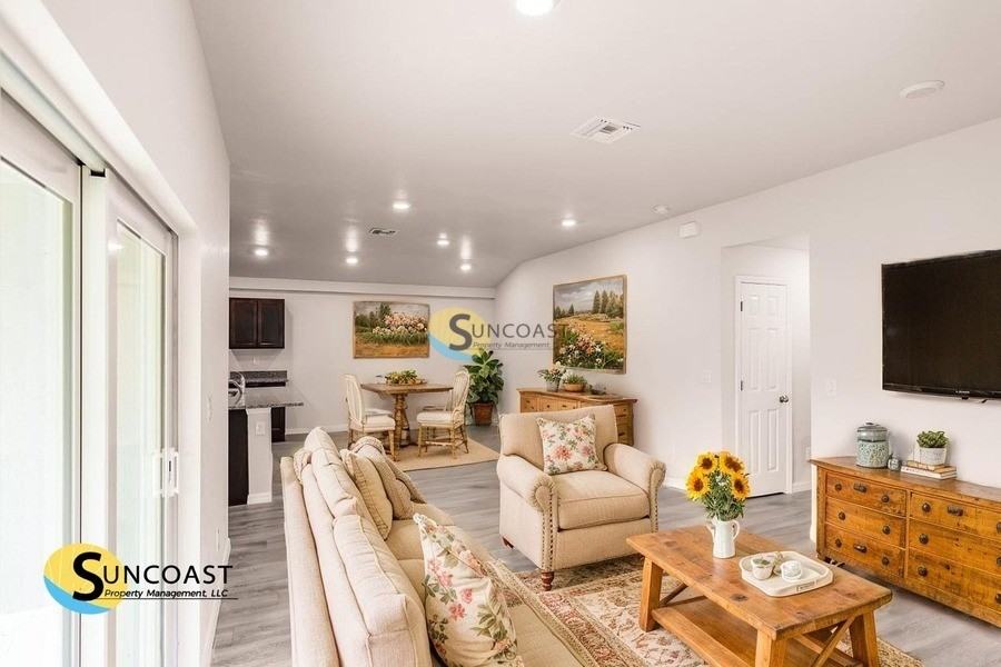 357 Greenbriar Boulevard