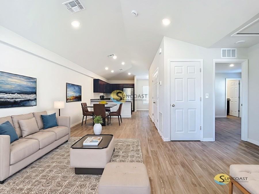 2014 Dorion Street - Photo 2 of 18