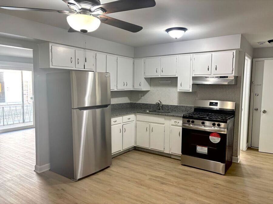 7724 Harlem Avenue #1E - Photo 3 of 8