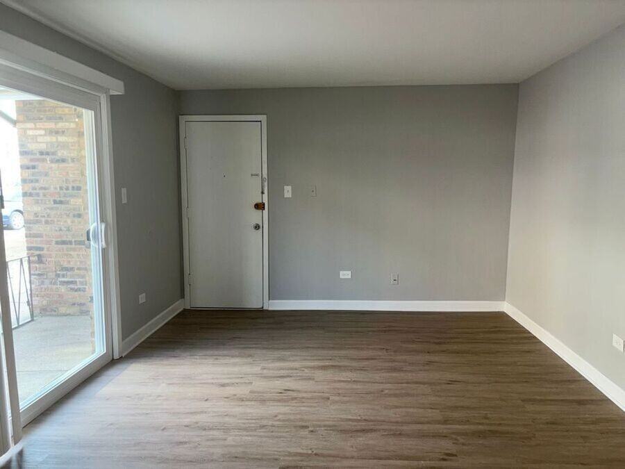 7724 Harlem Avenue #1E - Photo 6 of 8