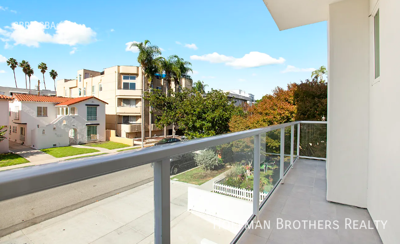 836 South Shenandoah Street #201 - Photo 5 of 19