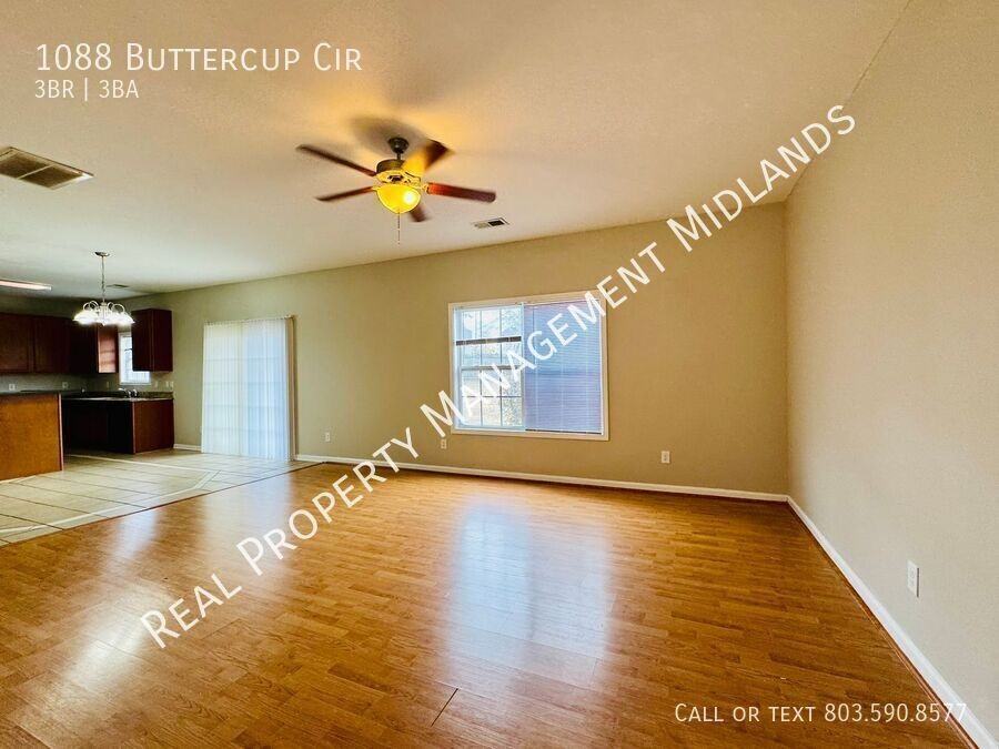 1088 Buttercup Cir - Photo 4 of 17