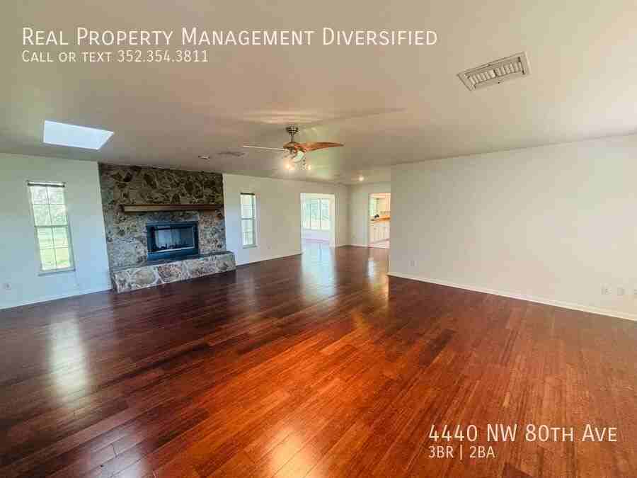 4440 Northwest 80th Avenue - Photo 3 of 44