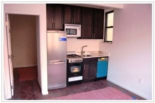 201 E 2nd St 1 - Photo 2 of 6