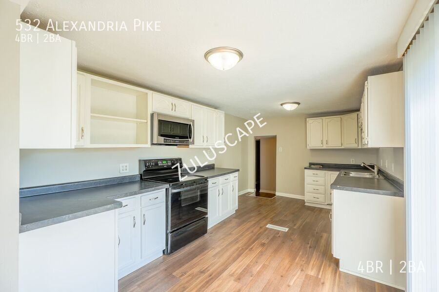 532 Alexandria Pike - Photo 4 of 28