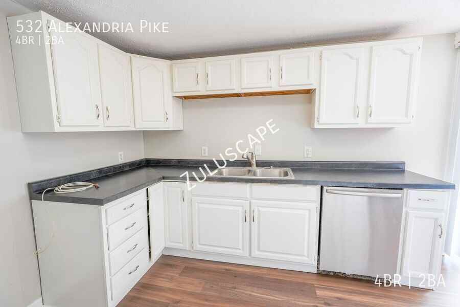 532 Alexandria Pike - Photo 5 of 28