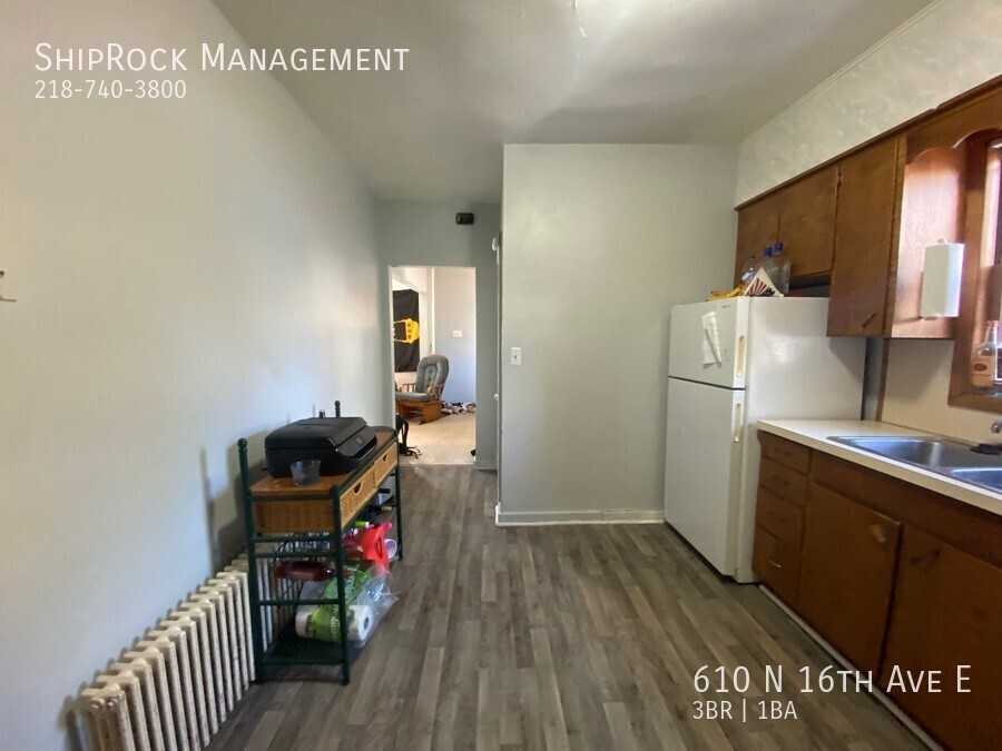 610 N 16th Ave E - Photo 6 of 16