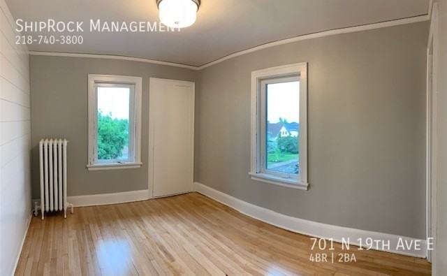 701 N 19th Ave E - Photo 2 of 8