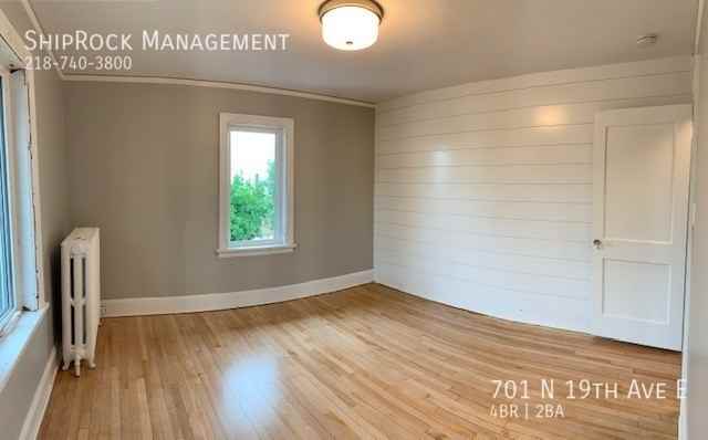 701 N 19th Ave E - Photo 7 of 8