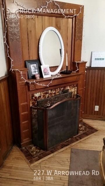 227 West Arrowhead Road - Photo 5 of 16