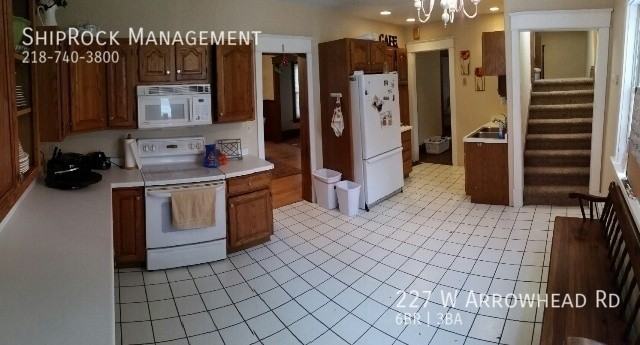 227 West Arrowhead Road - Photo 7 of 16